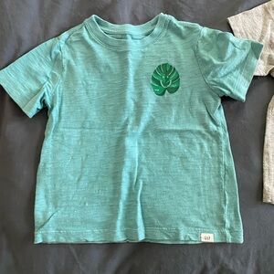 Gap kids top
